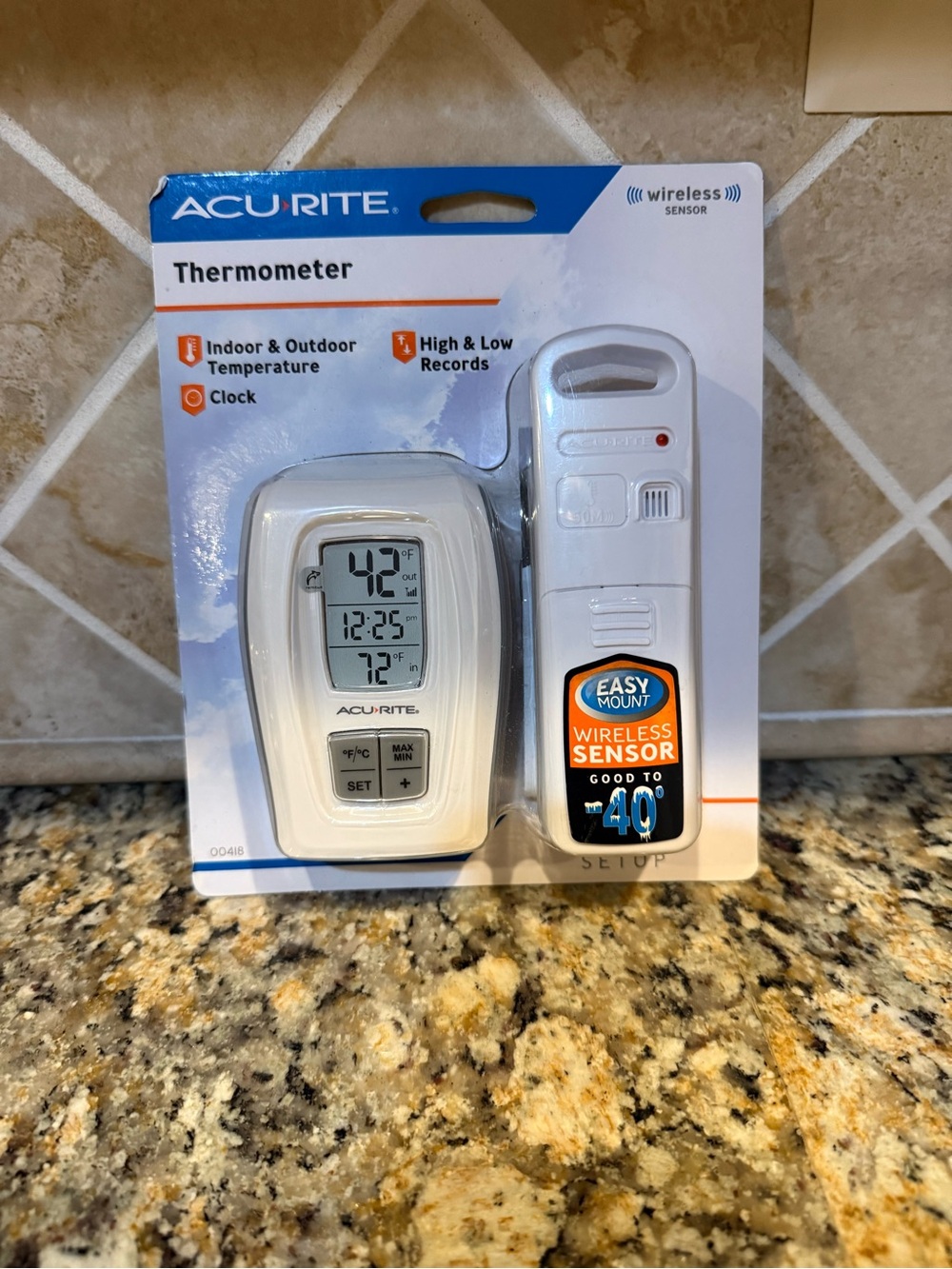 AcuRite Wireless Indoor Outdoor Digital Temperature Thermometer Records High Low